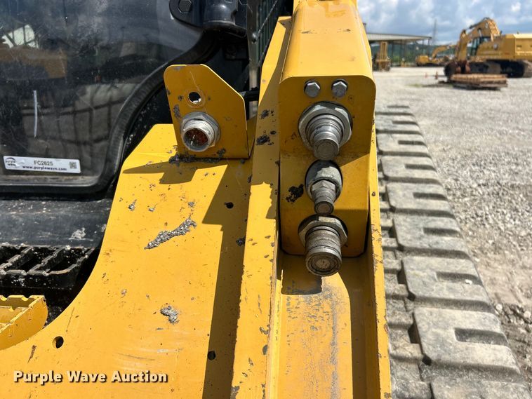 image for item FC2825 2023 Caterpillar 299D3 tracked skid steer loader