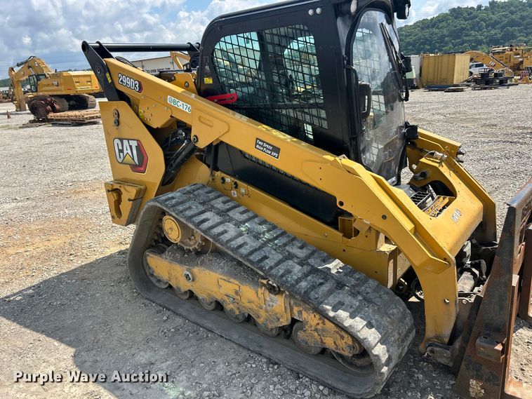 image for item FC2825 2023 Caterpillar 299D3 tracked skid steer loader