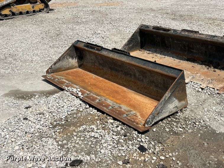 image for item FC2825 2023 Caterpillar 299D3 tracked skid steer loader