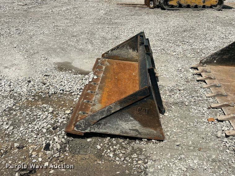 image for item FC2825 2023 Caterpillar 299D3 tracked skid steer loader
