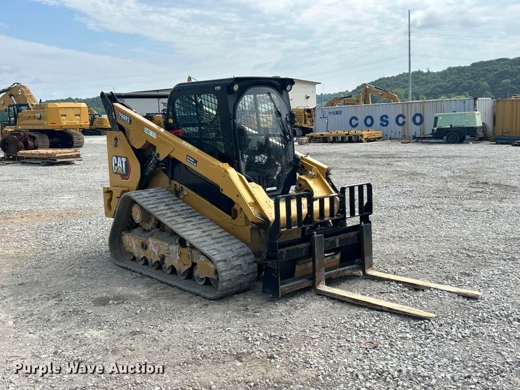 image for item FC2826 2023 Caterpillar 299D3 tracked skid steer loader