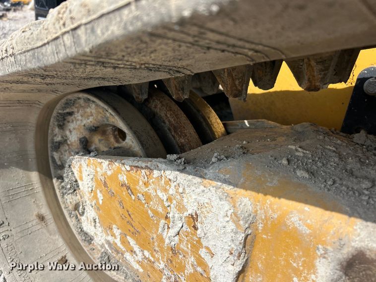 image for item FC2826 2023 Caterpillar 299D3 tracked skid steer loader