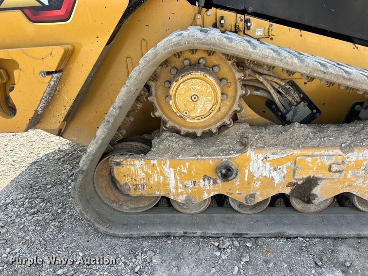 image for item FC2826 2023 Caterpillar 299D3 tracked skid steer loader