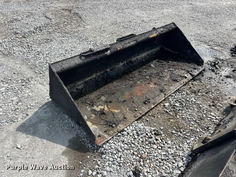 image for item FC2826 2023 Caterpillar 299D3 tracked skid steer loader