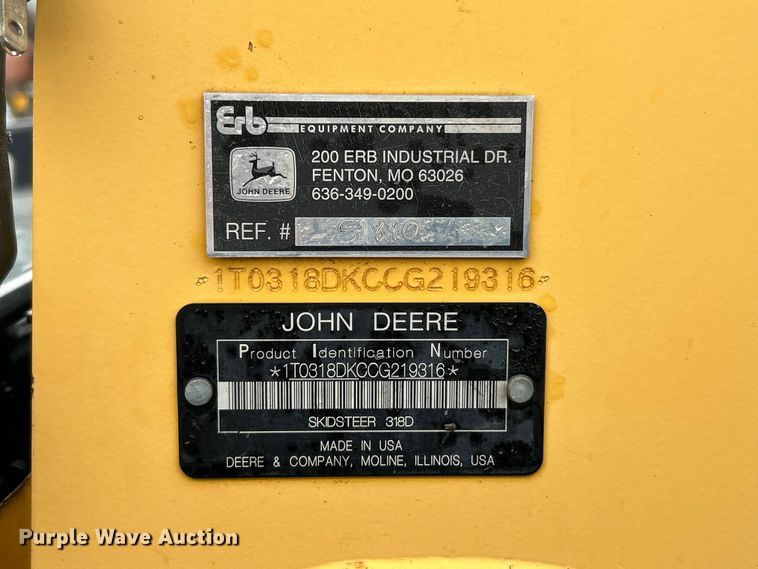 image for item FC2827 2012 John Deere 318D skid steer loader