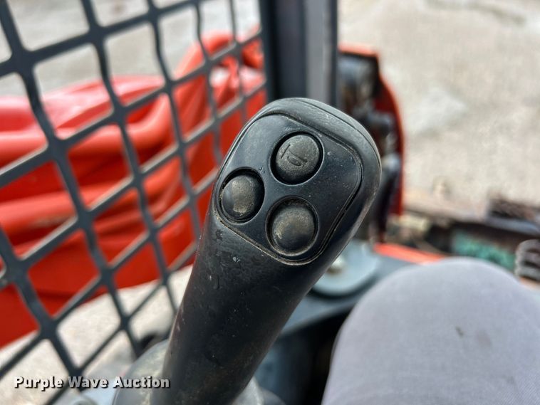 image for item FC2828 2014 Kubota SVL 75-2 tracked skid steer loader