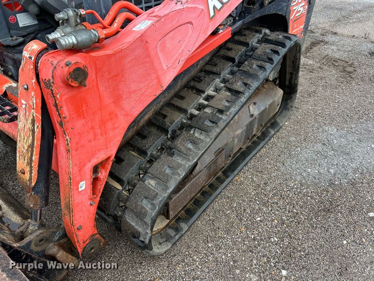 image for item FC2828 2014 Kubota SVL 75-2 tracked skid steer loader