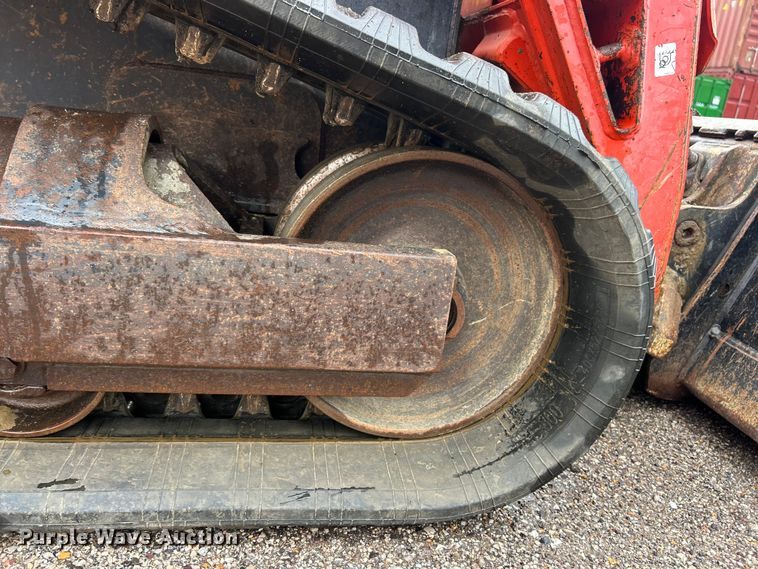 image for item FC2828 2014 Kubota SVL 75-2 tracked skid steer loader