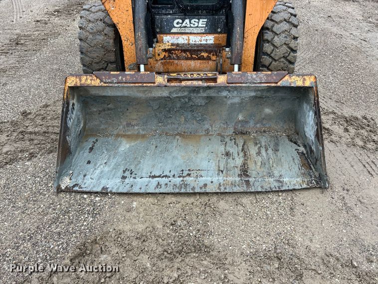 image for item FC2832 2015 Case SR270 skid steer loader
