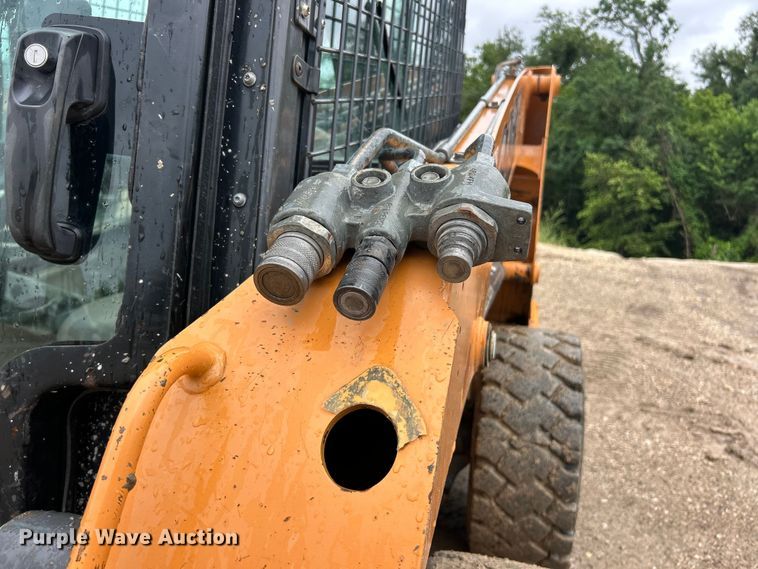 image for item FC2832 2015 Case SR270 skid steer loader