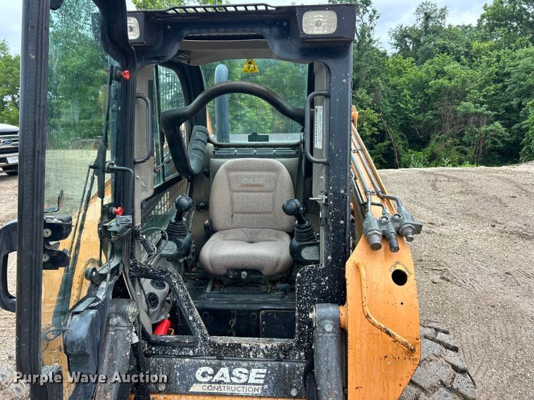 image for item FC2832 2015 Case SR270 skid steer loader