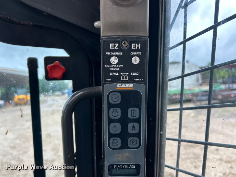 image for item FC2832 2015 Case SR270 skid steer loader