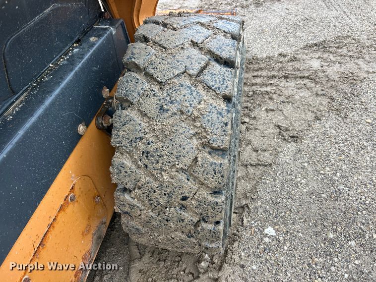 image for item FC2832 2015 Case SR270 skid steer loader