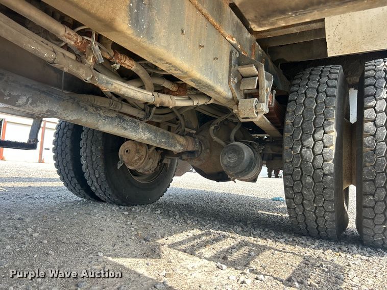 image for item FC2834 2012 International 4400 digger derrick truck