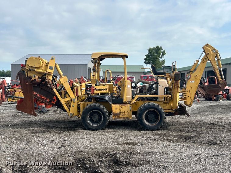 image for item FC2852 2006 Vermeer RT950 cable plow