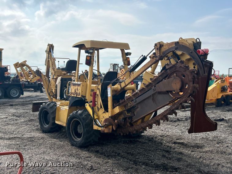 image for item FC2852 2006 Vermeer RT950 cable plow
