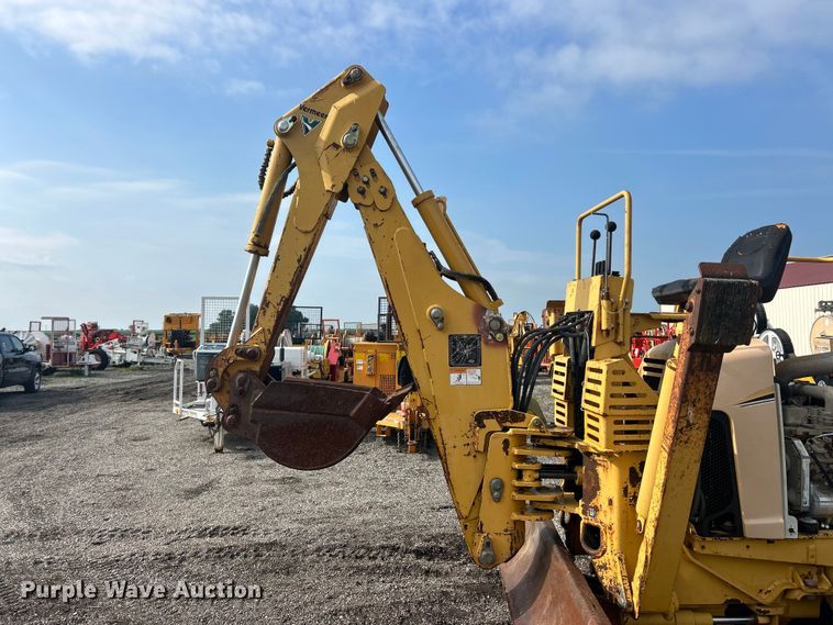 image for item FC2852 2006 Vermeer RT950 cable plow