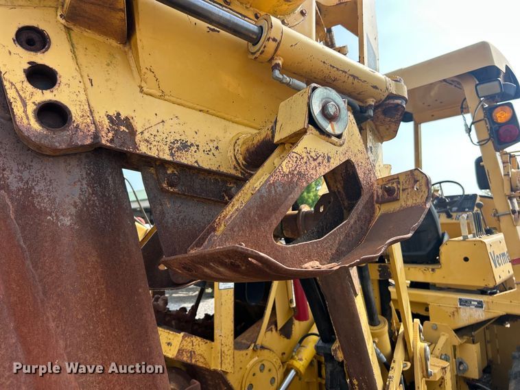 image for item FC2852 2006 Vermeer RT950 cable plow