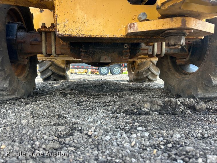 image for item FC2852 2006 Vermeer RT950 cable plow