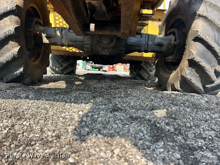 image for item FC2852 2006 Vermeer RT950 cable plow