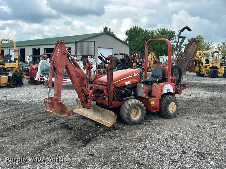 image for item FC2854 2004 Ditch Witch RT40 trencher