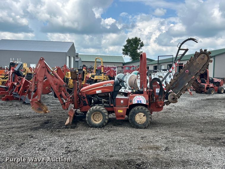 image for item FC2854 2004 Ditch Witch RT40 trencher