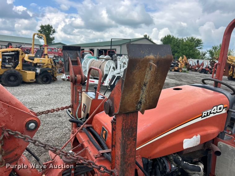 image for item FC2854 2004 Ditch Witch RT40 trencher