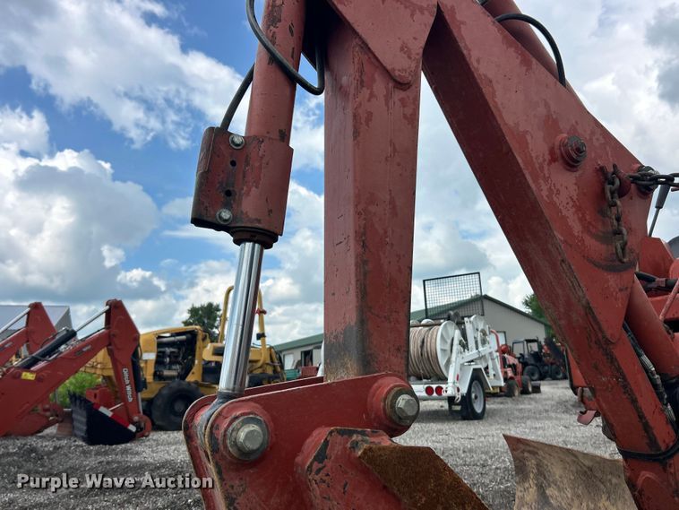 image for item FC2854 2004 Ditch Witch RT40 trencher