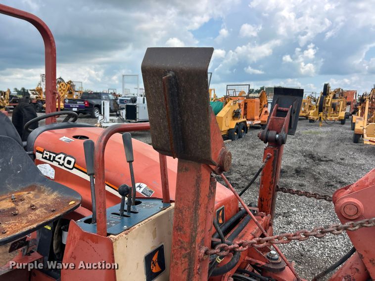 image for item FC2854 2004 Ditch Witch RT40 trencher