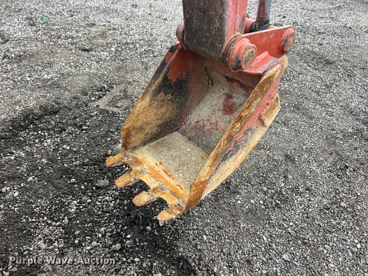 image for item FC2854 2004 Ditch Witch RT40 trencher