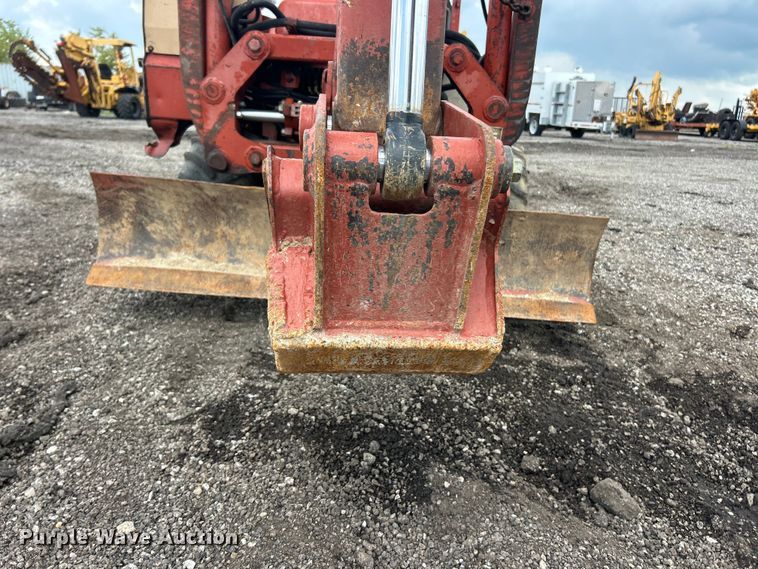 image for item FC2854 2004 Ditch Witch RT40 trencher