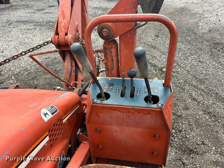 image for item FC2854 2004 Ditch Witch RT40 trencher