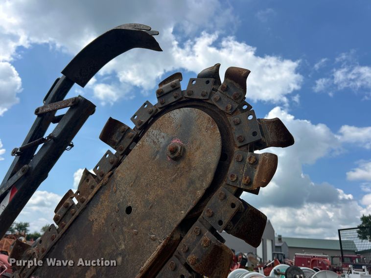 image for item FC2854 2004 Ditch Witch RT40 trencher