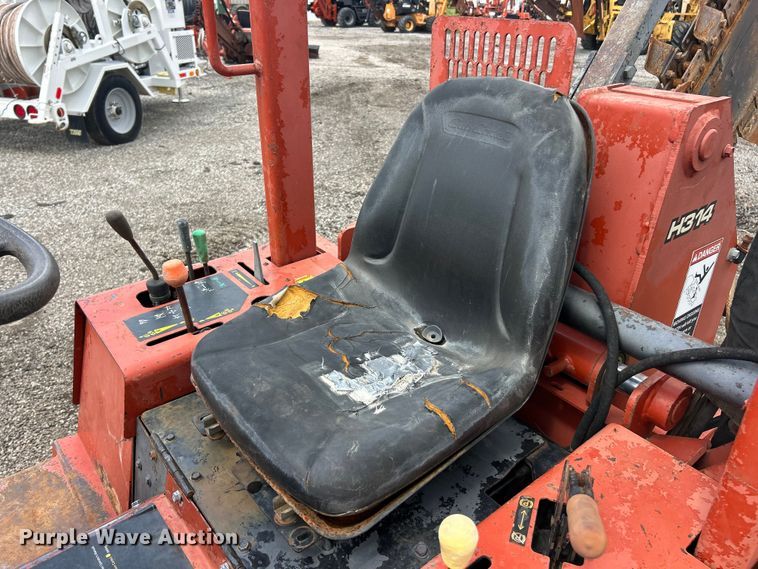 image for item FC2854 2004 Ditch Witch RT40 trencher