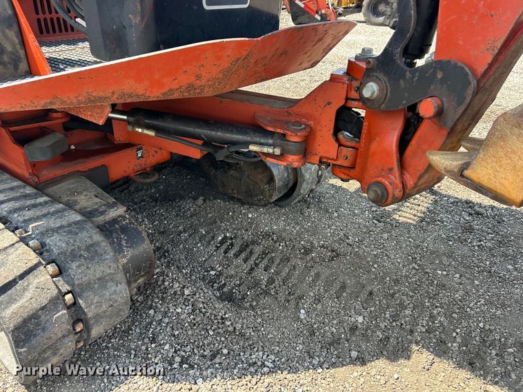 image for item FC2856 2004 Ditch Witch XT850 mini excavator / tool carrier