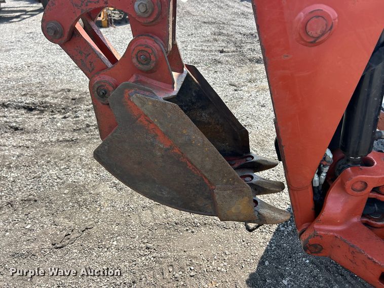 image for item FC2856 2004 Ditch Witch XT850 mini excavator / tool carrier