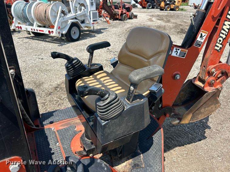 image for item FC2856 2004 Ditch Witch XT850 mini excavator / tool carrier
