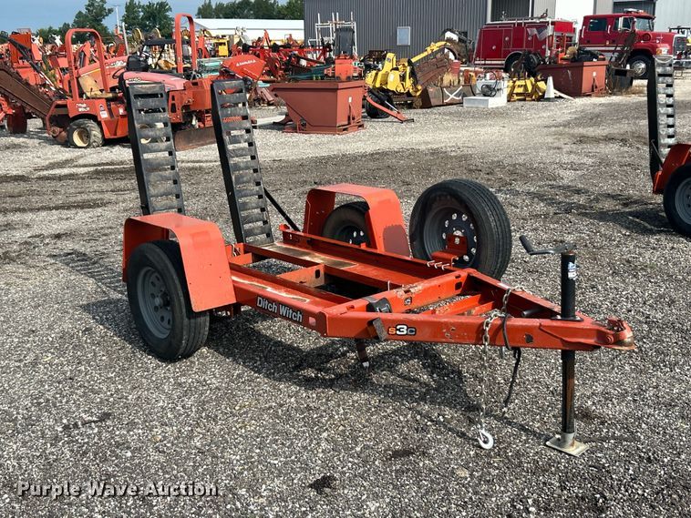 image for item FC2861 2019 Ditch Witch S3C equipment trailer