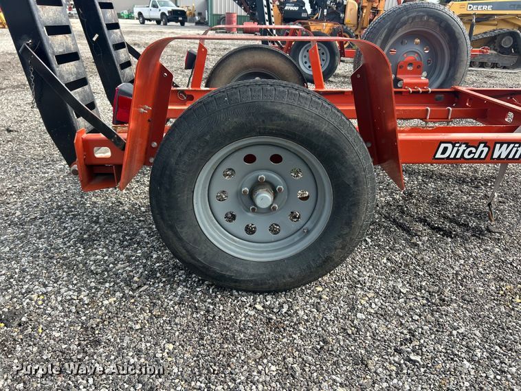 image for item FC2861 2019 Ditch Witch S3C equipment trailer