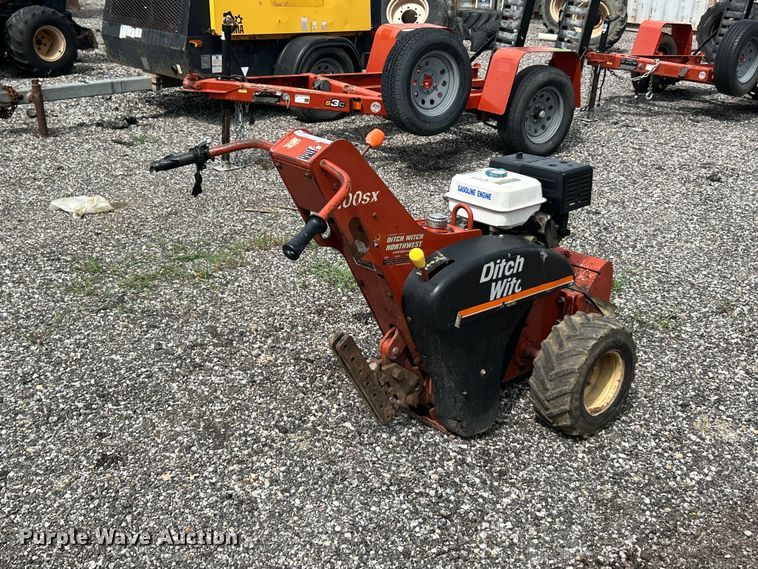 image for item FC2864 Ditch Witch 100SX vibratory cable plow