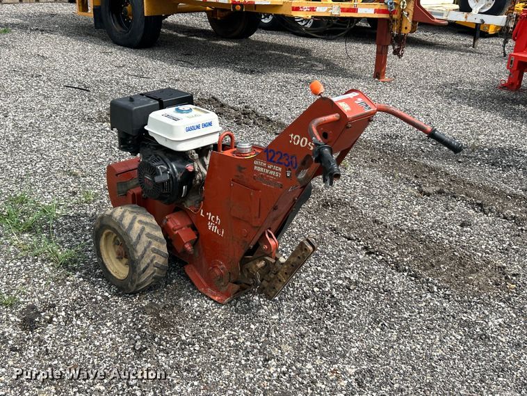 image for item FC2864 Ditch Witch 100SX vibratory cable plow