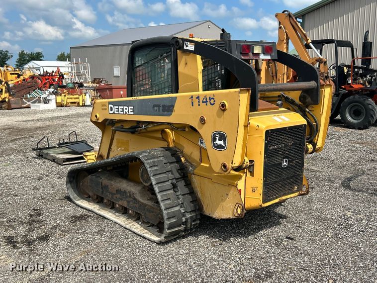 image for item FC2866 2007 John Deere CT332 tracked skid steer loader