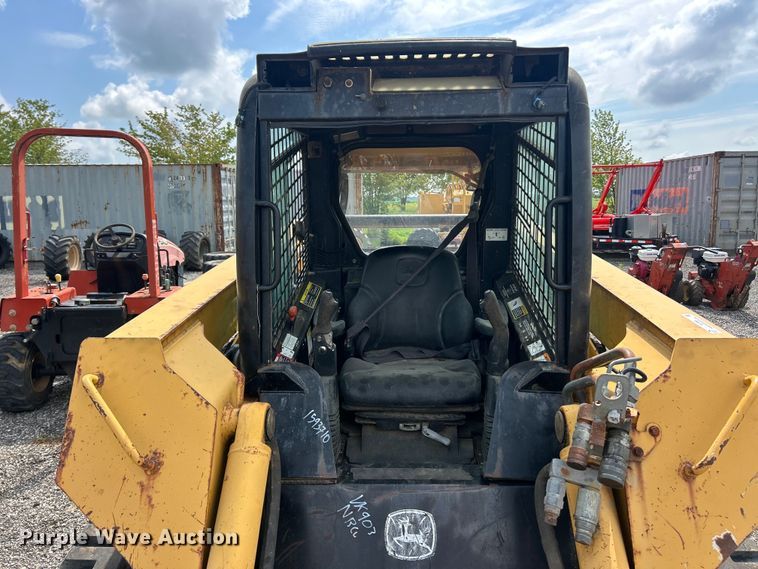image for item FC2866 2007 John Deere CT332 tracked skid steer loader