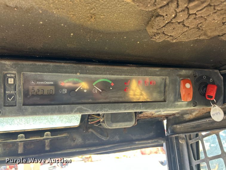 image for item FC2866 2007 John Deere CT332 tracked skid steer loader