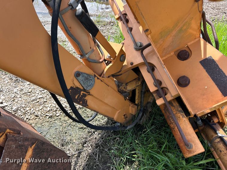 image for item FC2868 backhoe attachment
