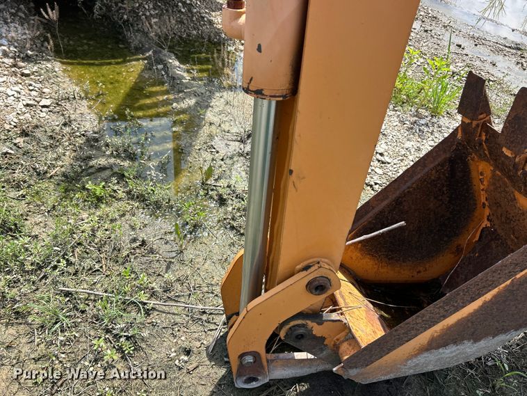 image for item FC2868 backhoe attachment