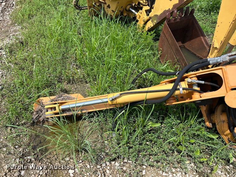 image for item FC2868 backhoe attachment