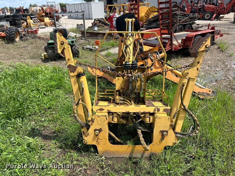 image for item FC2869 Vermeer V703A backhoe attachment