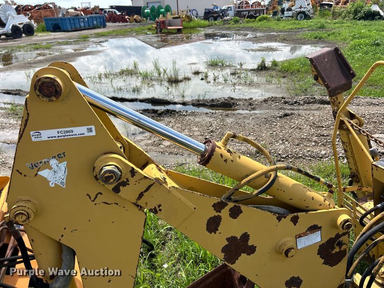 image for item FC2869 Vermeer V703A backhoe attachment