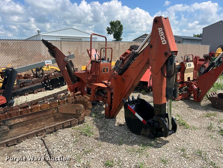 image for item FC2870 Ditch Witch A920 backhoe attachment